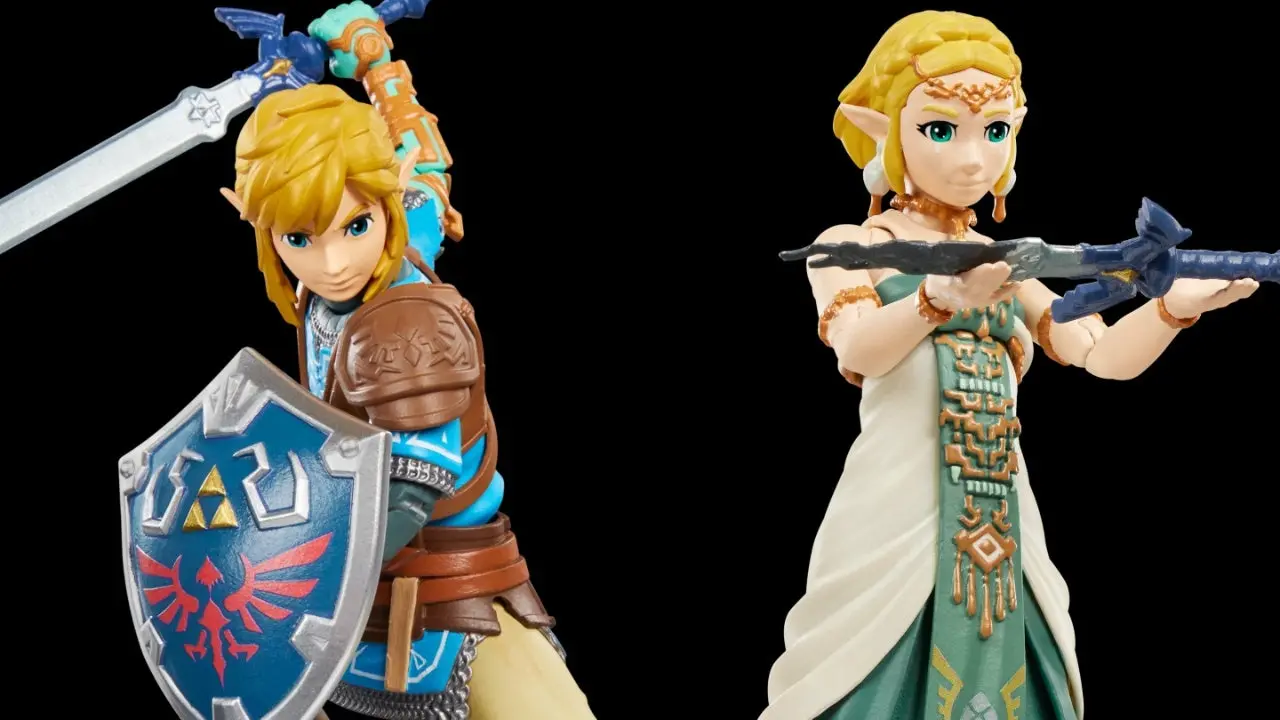 Action figures of Link and Zelda from Legend of Zelda series.